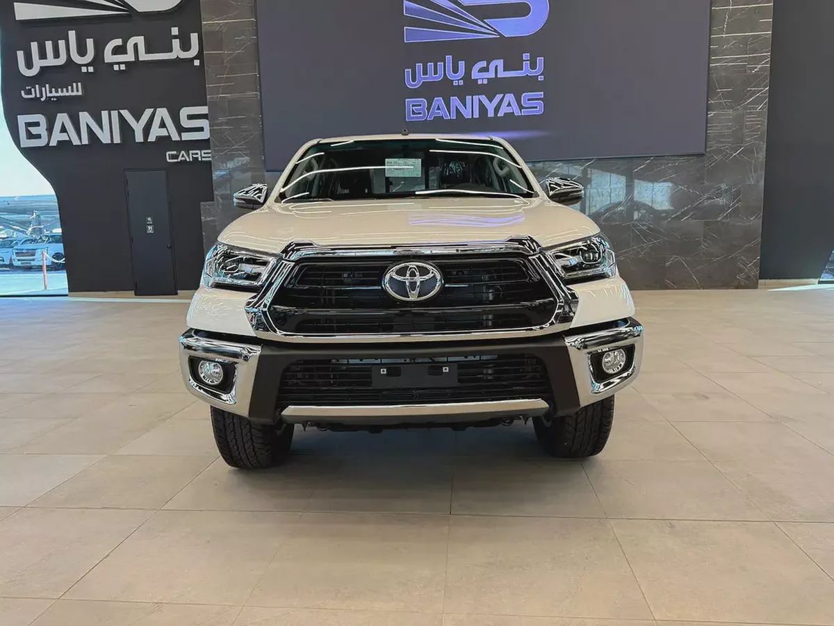 4X4 تويوتا هايلوكس دبل كابينة - بيك اب - قير عادي - موديل 2026 - ضمان الوكيل - جديدة-1-1