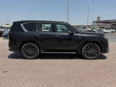 Lexus LX600 F SPORT LEXUS LX600 3.5L twin turbo Model 2026-16