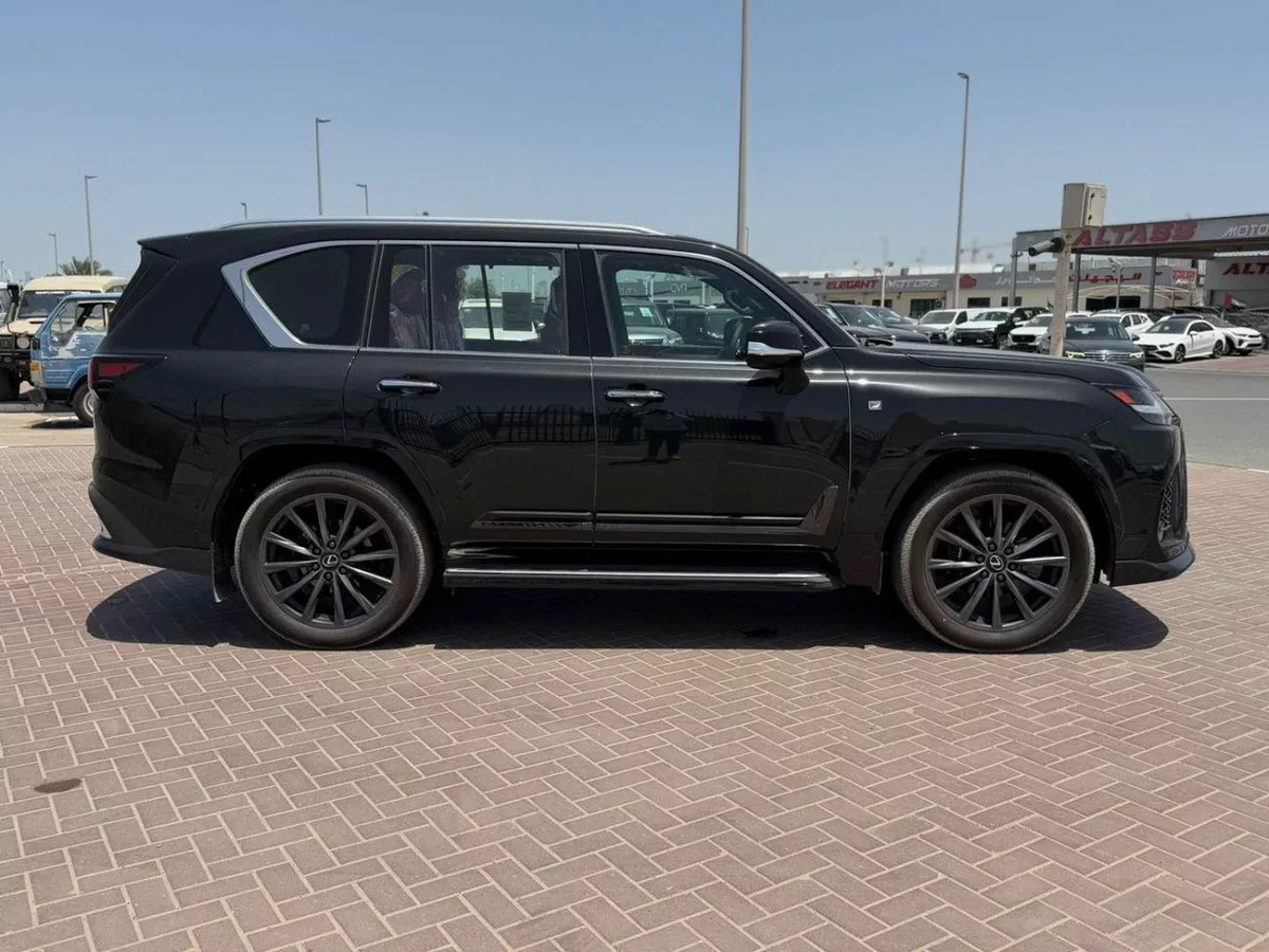 Lexus LX600 F SPORT LEXUS LX600 3.5L twin turbo Model 2026-16-0