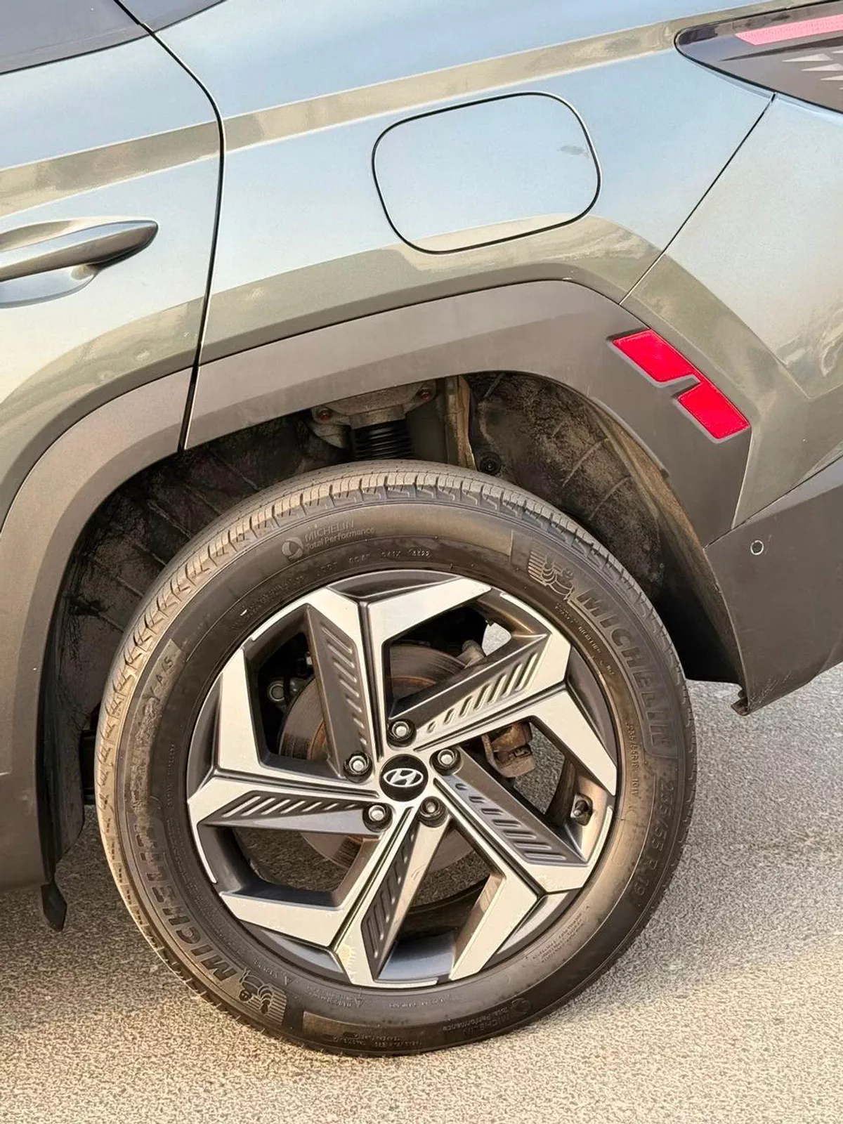 Hyundai Tucson ULTIMATE Hybrid-11-0