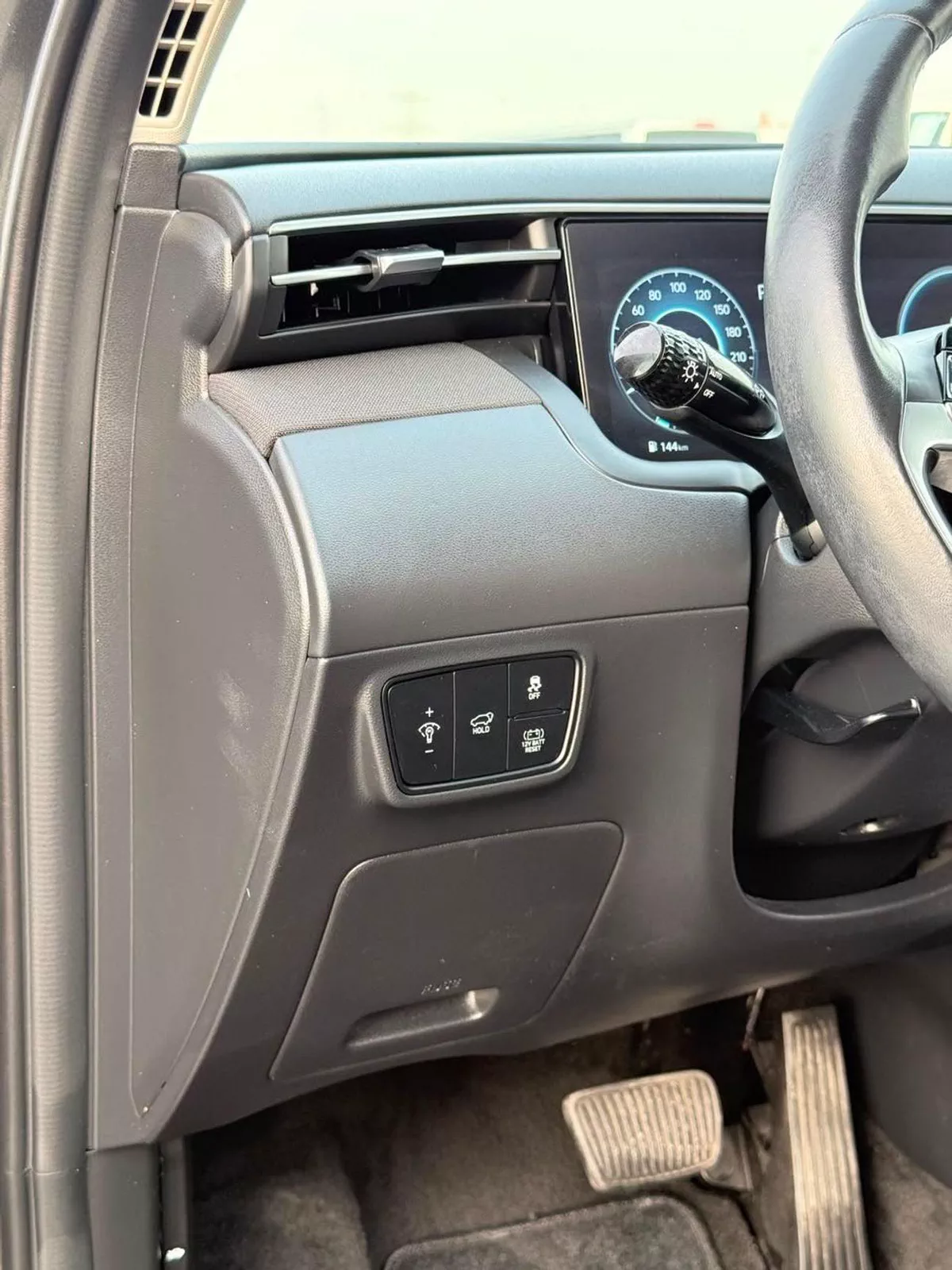 Hyundai Tucson ULTIMATE Hybrid-19-0