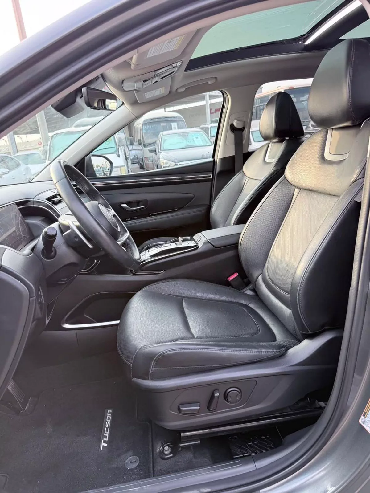 Hyundai Tucson ULTIMATE Hybrid-5-0