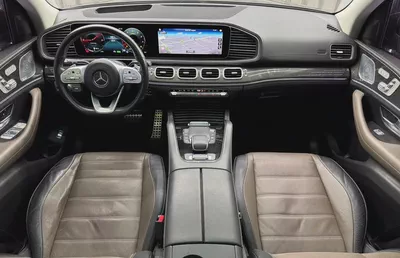 Mercedes Benz GLS 580 4MATIC | AAA One Year Warranty | GCC | 7 Seater-15