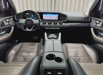 Mercedes Benz GLS 580 4MATIC | AAA One Year Warranty | GCC | 7 Seater-16