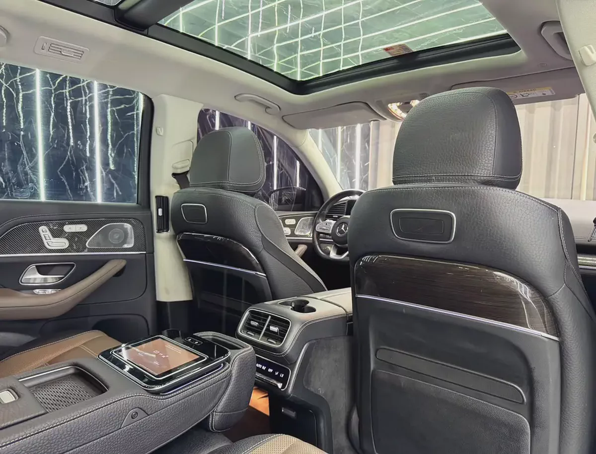 Mercedes Benz GLS 580 4MATIC | AAA One Year Warranty | GCC | 7 Seater-17-17