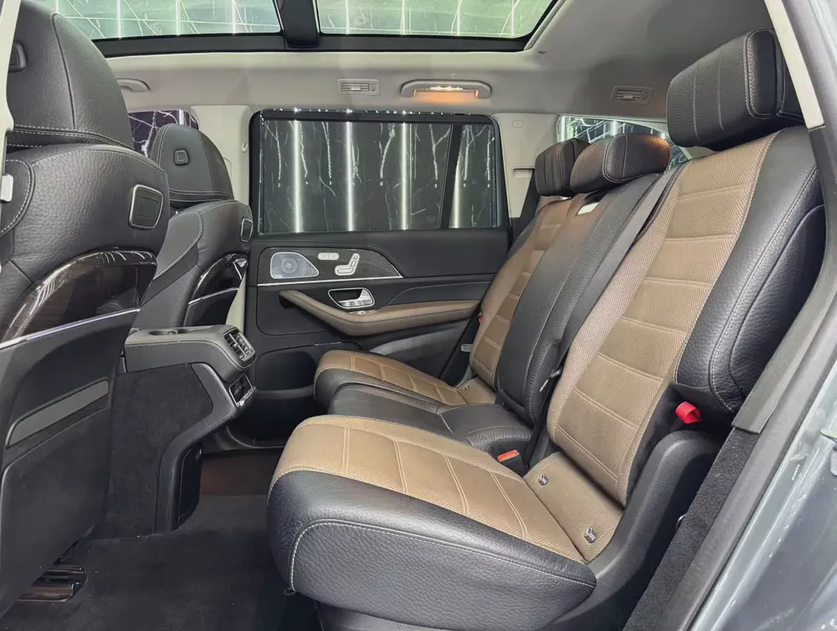 Mercedes Benz GLS 580 4MATIC | AAA One Year Warranty | GCC | 7 Seater-18-18