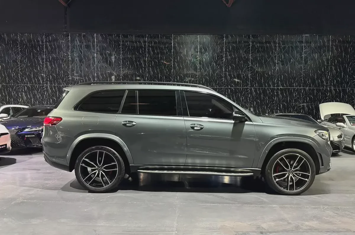Mercedes Benz GLS 580 4MATIC | AAA One Year Warranty | GCC | 7 Seater-5-5