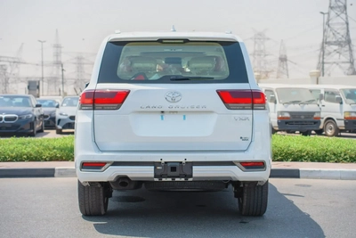 2026 Toyota Land Cruiser Hybrid-2