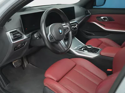 GCC specs, 2024 BMW 320i in Perfect Condition-10