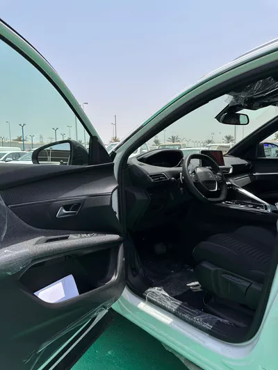 New 2025 Peugeot Peugeot 3008-4