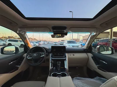 Brand New 2025 Toyota Land Cruiser VXR | GCC Specs | Full Option-12