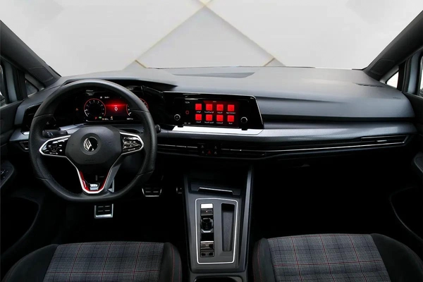 VOLKSWAGEN GOLF GTI - 2022 - GCC - FULLY LOADED - AMAZING CONDITION