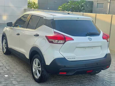 Nissan Kicks SV 2020 American Specs - Low Mileage  Well Maintained-3