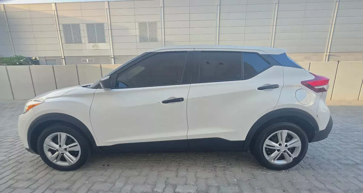 Nissan Kicks SV 2020 American Specs - Low Mileage Well Maintained-15-15