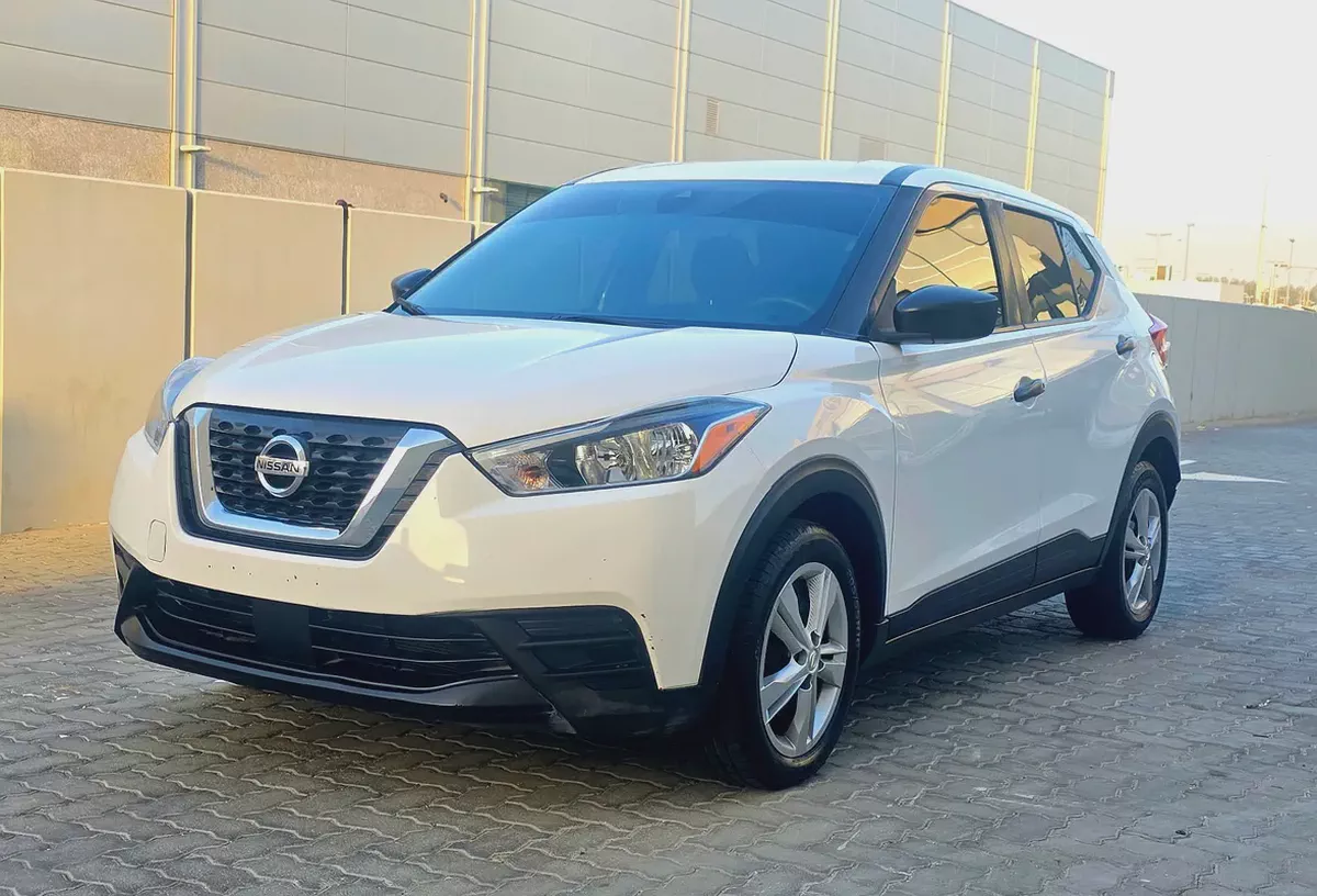 Nissan Kicks SV 2020 American Specs - Low Mileage Well Maintained-1-1