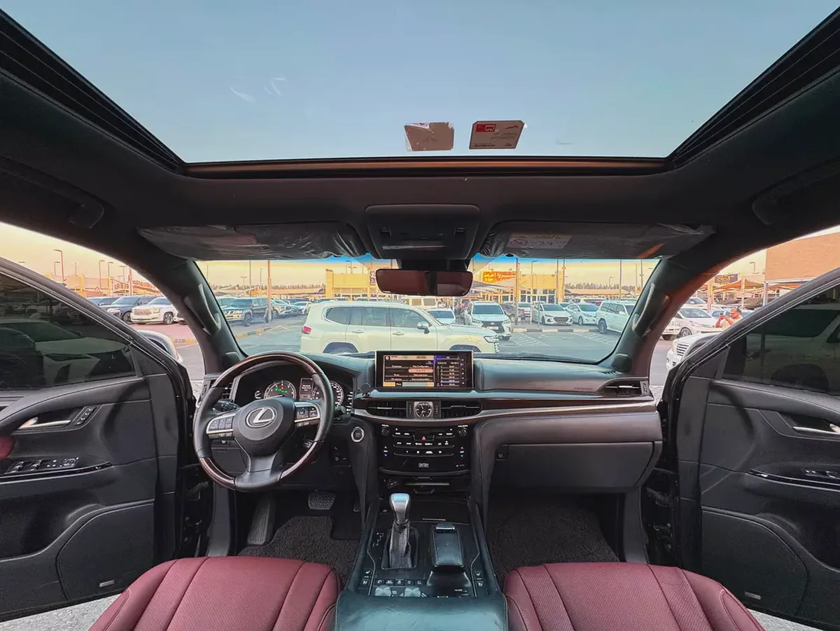Lexus LX 570 Sport 2016 | GCC Specs | Pristine Conditionلكذس LX570 خليجي-17-17