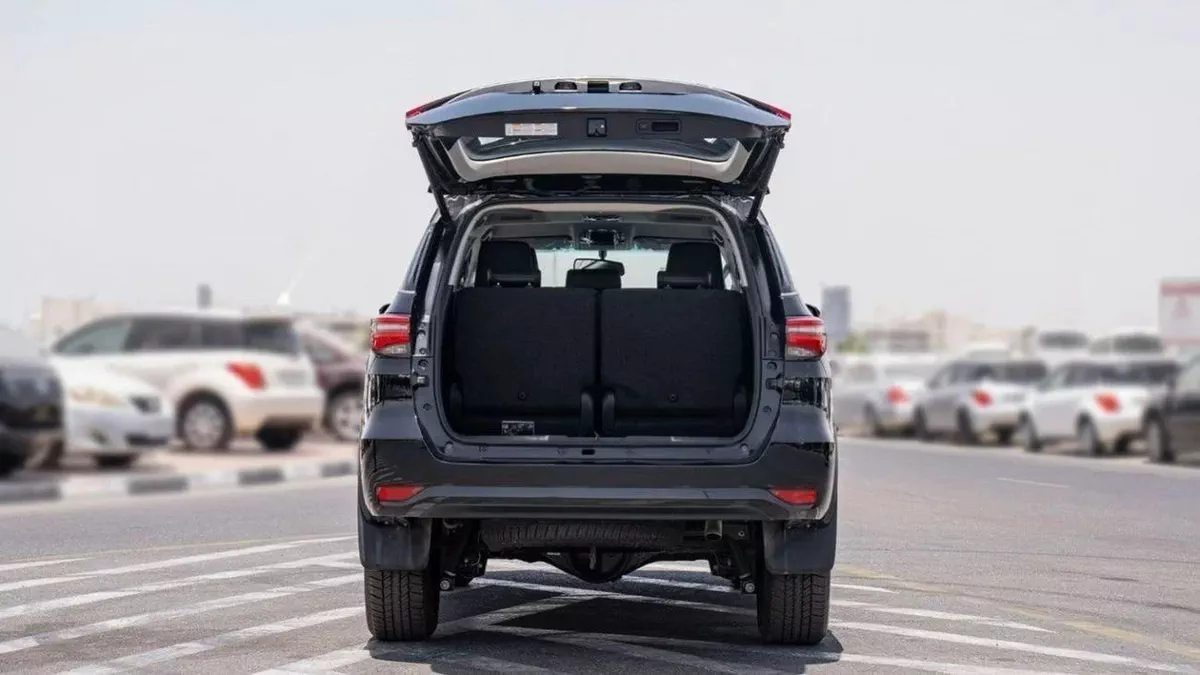 Toyota Fortuner VX2 Toyota Fortuner 2.8L Diesel Full Option 2024-3-3