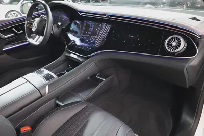Mercedes EQE 350+ 2024 | GARGASH WARRANTY + SERVICE CONTRACT I GCC Specs |ACCIDENTS FREE-13