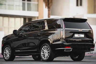 2022 | Cadillac Escalade Premium | Captain Seats | Warranty | Low Mileage-3