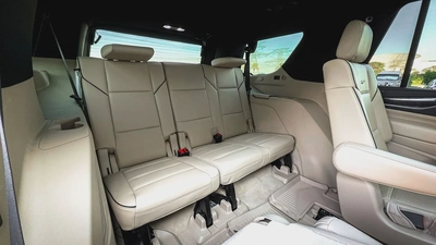 2022 | Cadillac Escalade Premium | Captain Seats | Warranty | Low Mileage-10