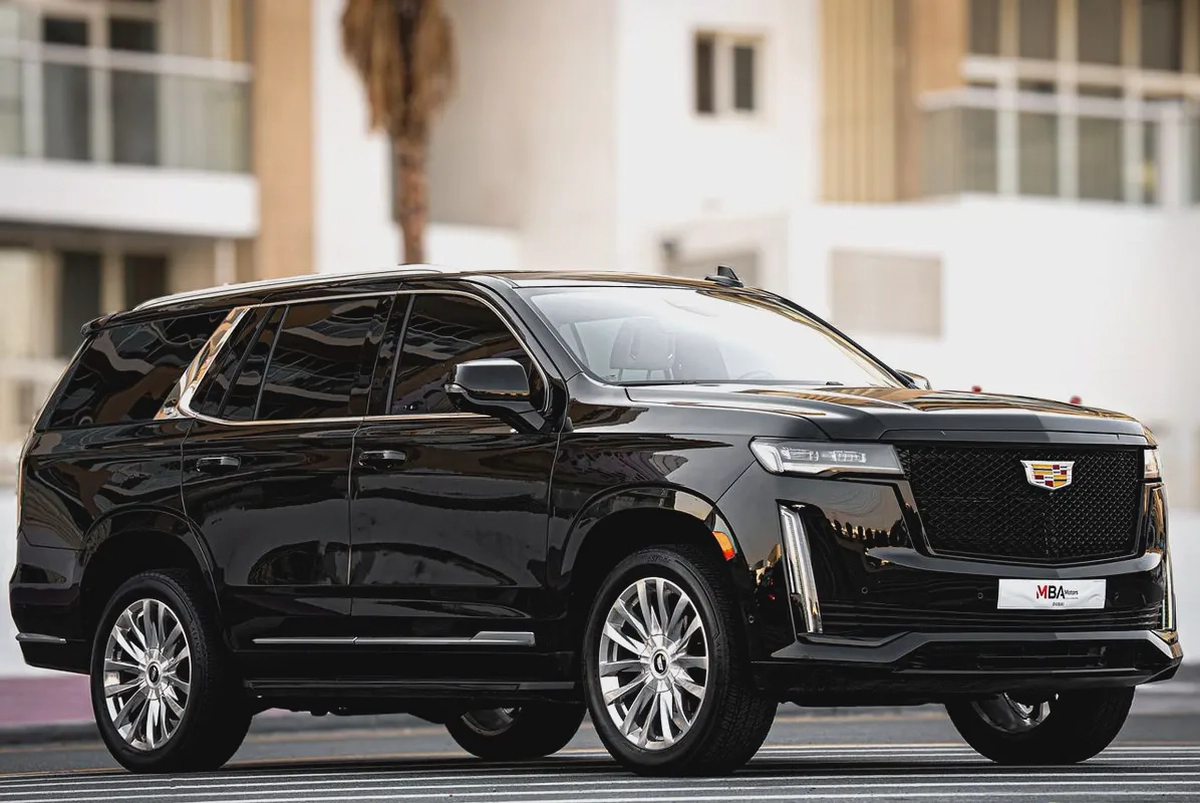 2022 | Cadillac Escalade Premium | Captain Seats | Warranty | Low Mileage-1-1