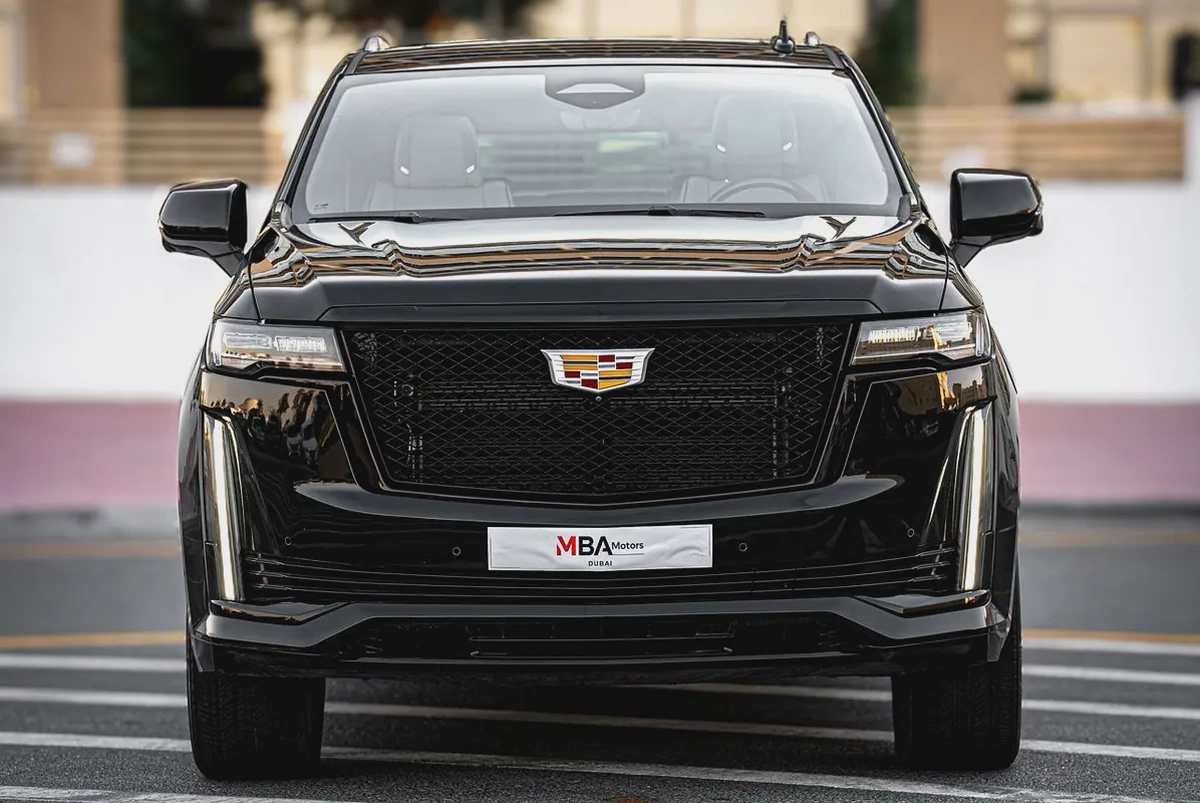 2022 | Cadillac Escalade Premium | Captain Seats | Warranty | Low Mileage-2-2