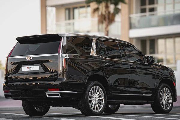 2022 | Cadillac Escalade Premium | Captain Seats | Warranty | Low Mileage