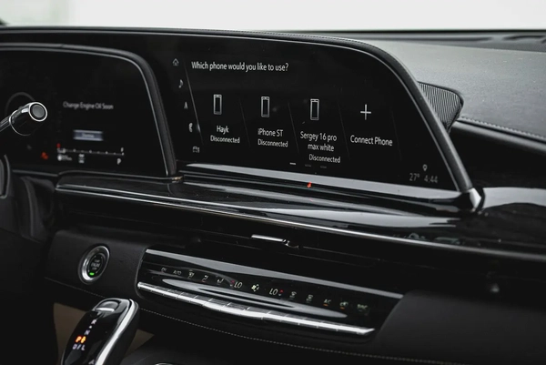 2022 | Cadillac Escalade Premium | Captain Seats | Warranty | Low Mileage