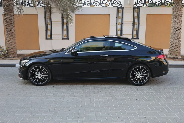 MERCEDES-BENZ C200-COUPE -2017-136000KM-GCC SPECS