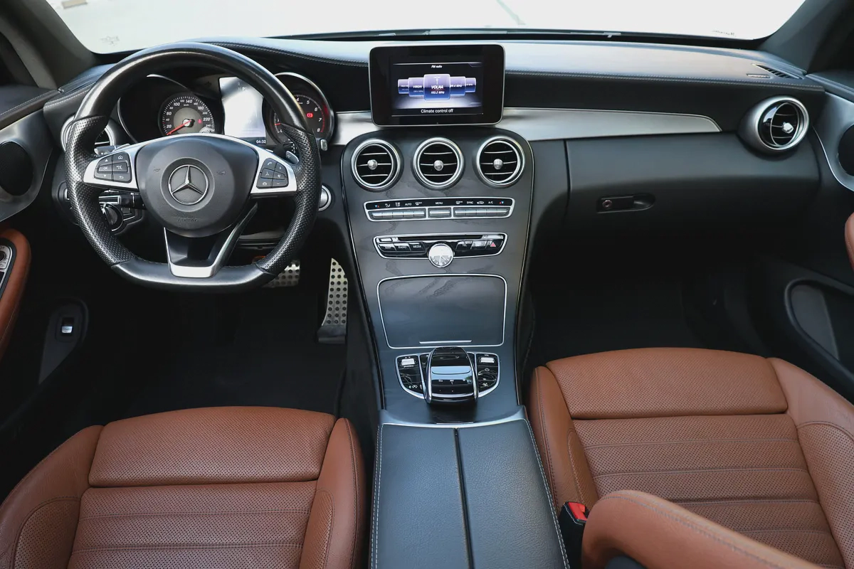 MERCEDES-BENZ C200-COUPE -2017-136000KM-GCC SPECS-11-11