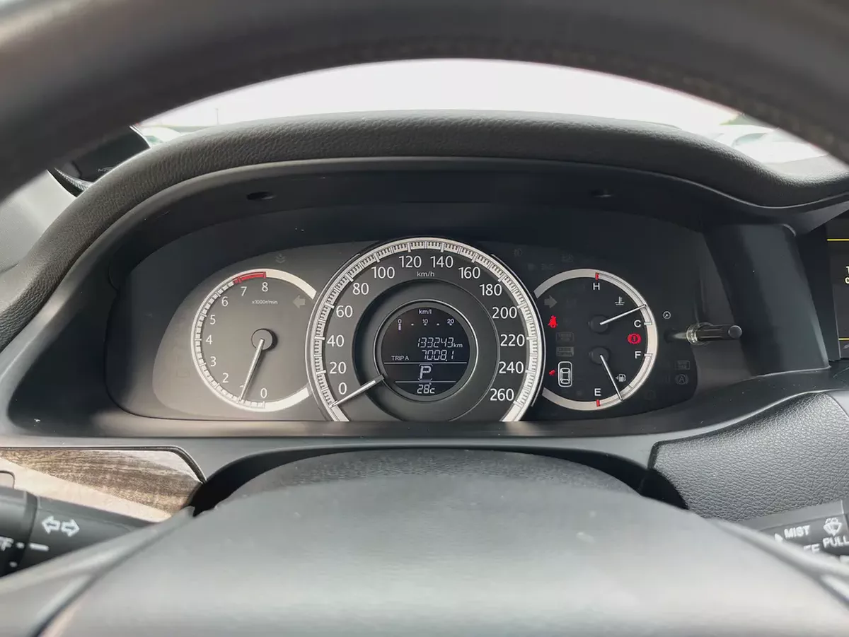 2013 Honda Accord 2.4 VTi-L - Korean Specs - Well Maintained-10-10