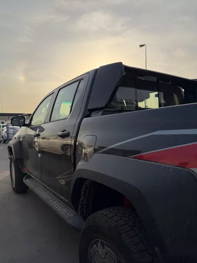 Toyota Hilux GR SPORT-2