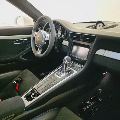 AED 9279 PM | PORSCHE GT3 2015 | PRISTINE CONDITION | CARBON CERAMIC BRAKES | 1 YEAR WARRANTY-16