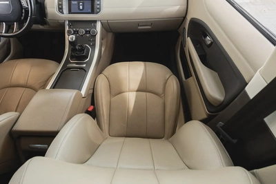 Land Rover Range Rover Evoque-13