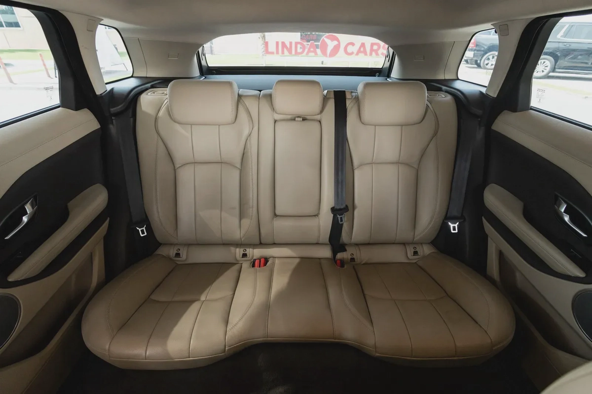 Land Rover Range Rover Evoque-6-6