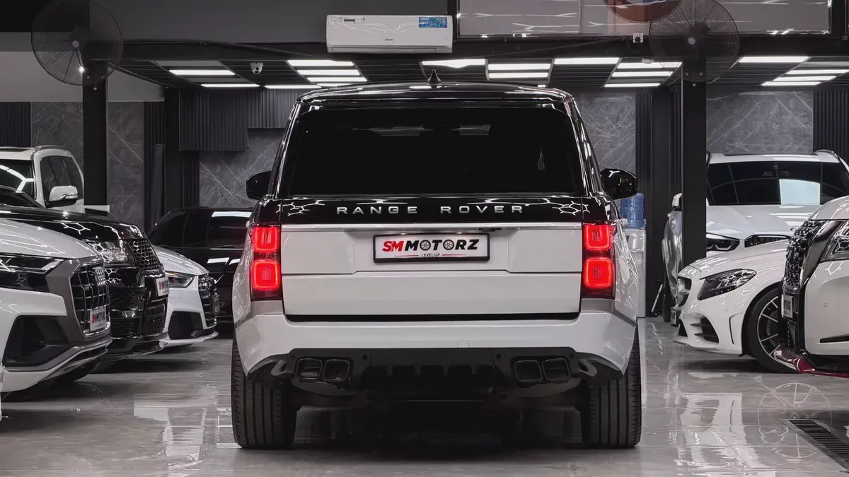 2019 Land Rover Range Rover Vogue SE Supercharged - American Specs-4-4