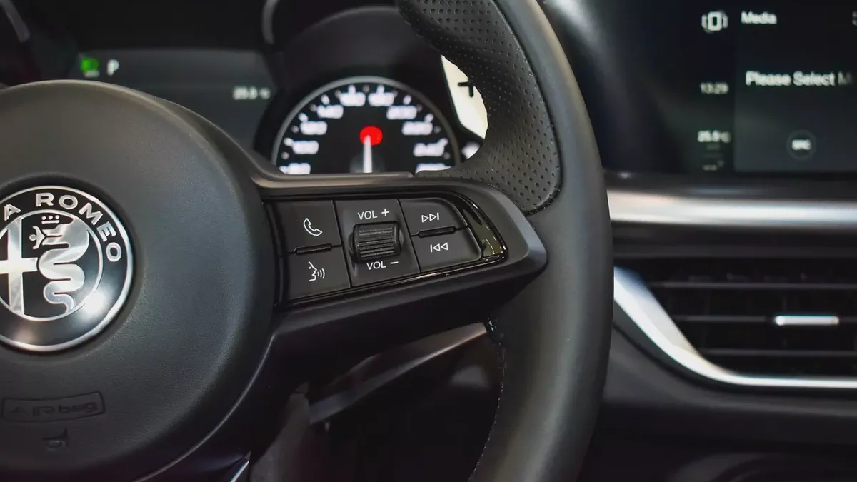 0% DP | AED 1,762/ Month | Alfa Romeo | Stelvio Veloce | 2022 | Gargash Warranty and Service-11-11