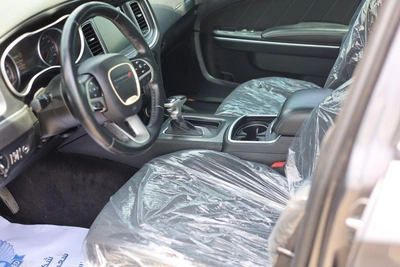 Used Dodge Charger 3.6L SXT Mid Option 2015-7