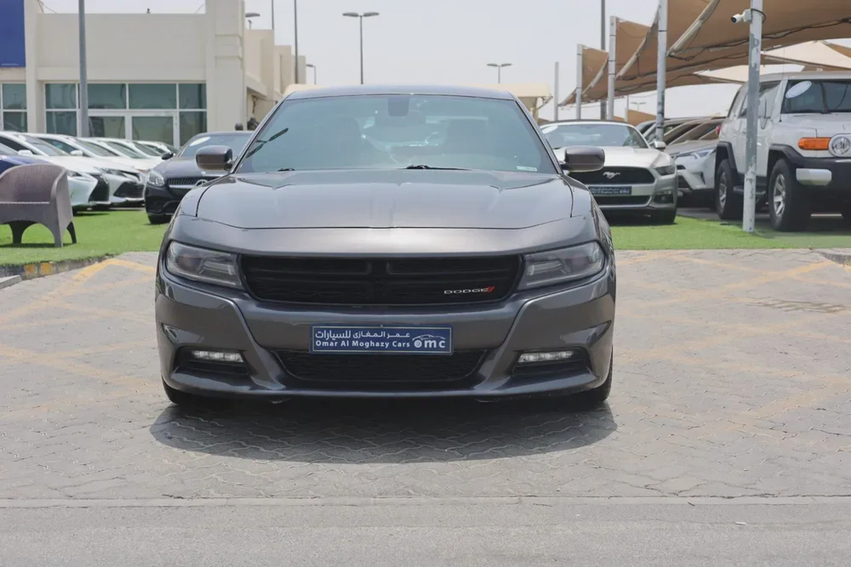 Used Dodge Charger 3.6L SXT Mid Option 2015-1-1