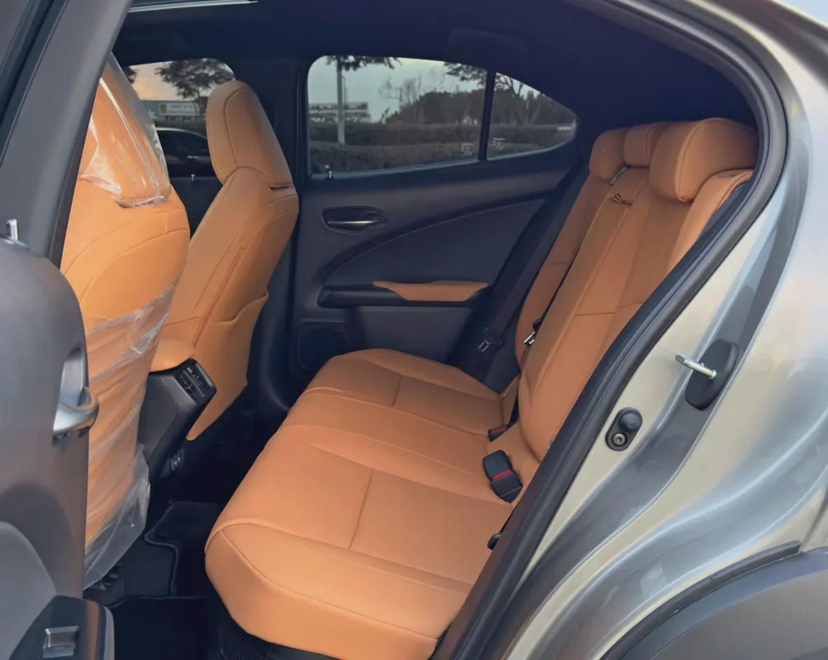 2025 Lexus UX300h, Dealer Warranty, GCC Specifications-12-12