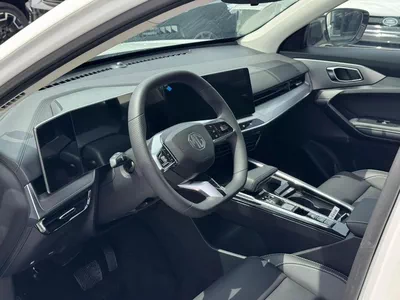 MG One LUX 1.5L Petrol FWD 2024 Export Price @ 47,000 AED-9