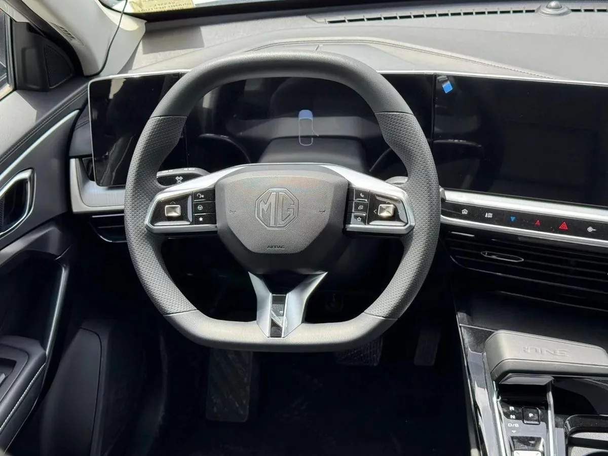 MG One LUX 1.5L Petrol FWD 2024 Export Price @ 47,000 AED-6-6