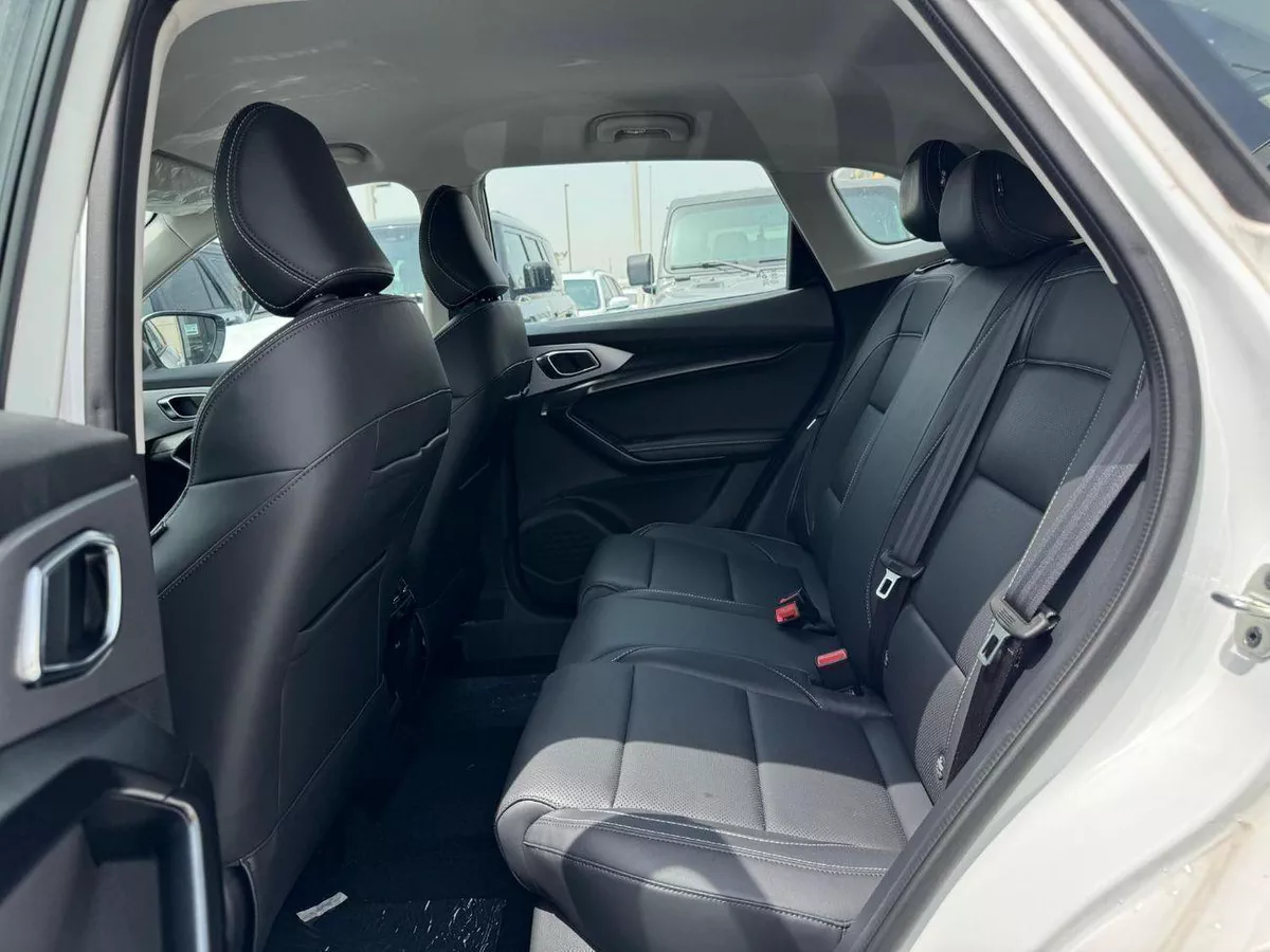 MG One LUX 1.5L Petrol FWD 2024 Export Price @ 47,000 AED-3-3