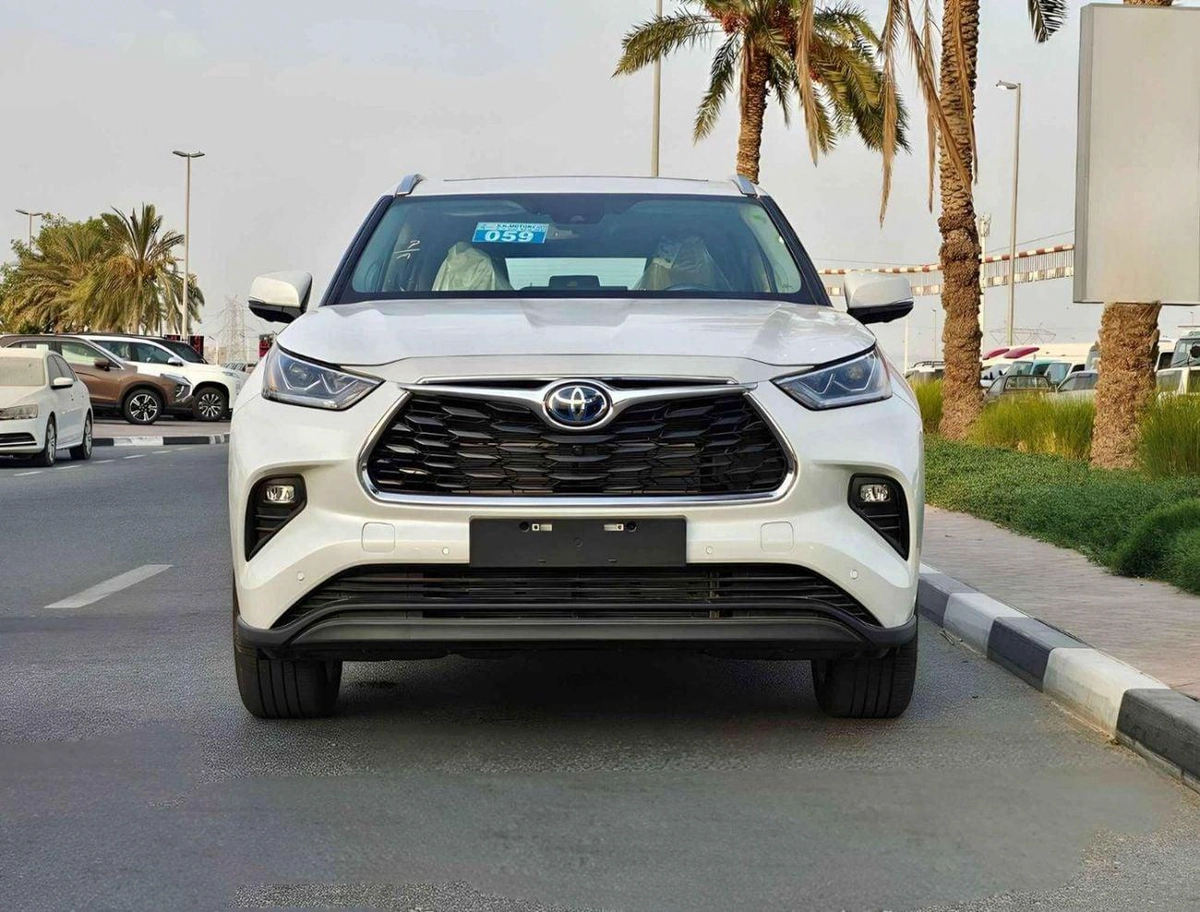 Toyota Highlander LIMITED 2.5L HYBRID LIMITED HYBRID || 2.5L V4 HEV | RADAR | PANORAMIC ROOF | HEADS UP DISPLAY (CODE # HLTDO)-1-0