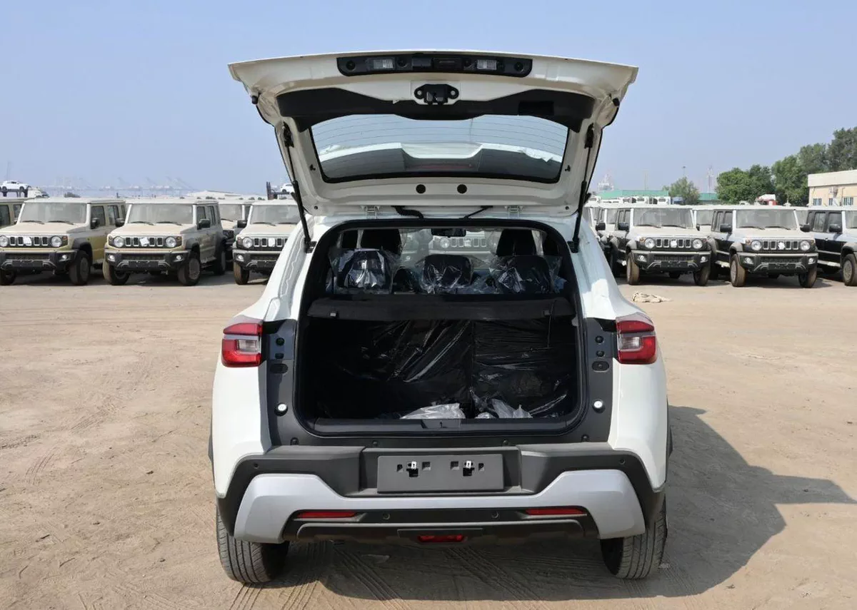 Nissan Magnite SV S/Nissan Magnite 1.0L PETROL-11-0