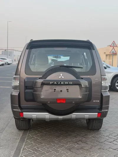 Mitsubishi Pajero GLS 2014 | GCC Specs | Well Maintained-3