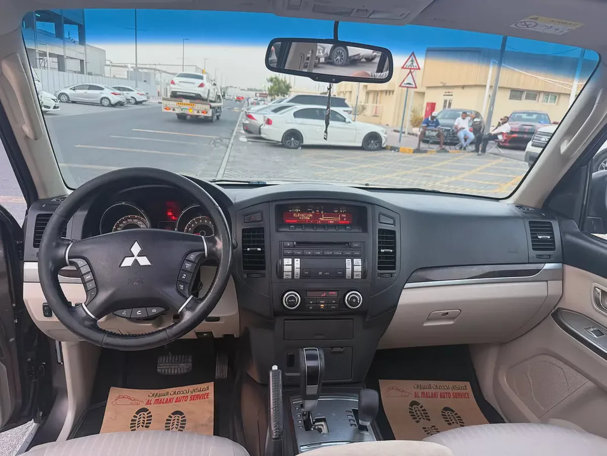 Mitsubishi Pajero GLS 2014 | GCC Specs | Well Maintained-13-13