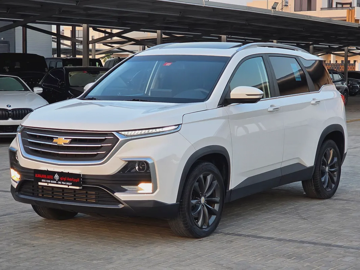 Chevrolet Captiva LT 2022, GCC Specs - Excellent Condition-3-3