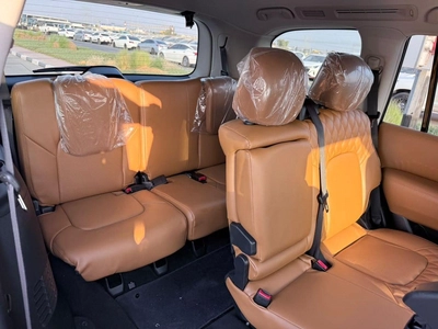 Nissan Armada SL SV 5.6L 4WD 4x4 original paint clean title-15