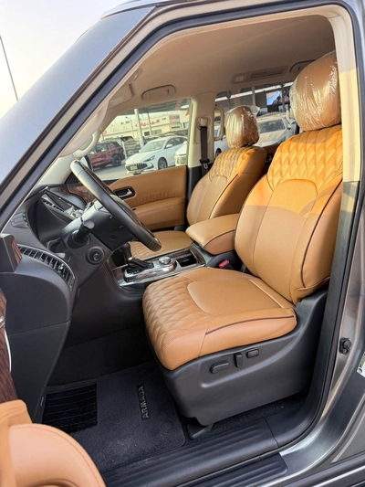 Nissan Armada SL SV 5.6L 4WD 4x4 original paint clean title-5